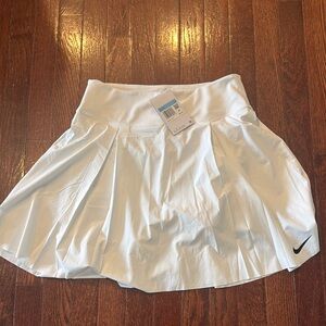 Nike Pleated White Golf Skort, medium